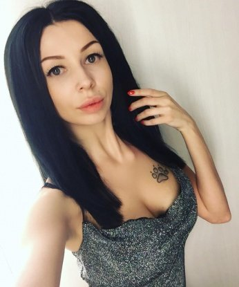 Со мной ты окунешься в мир страсти, почувствуешь настоящее наслаждение. У меня нет ограничений, я открыта для экспериментов и новых ощущений. У меня есть роскошные формы и нежные руки, которые проведутся по твоему телу. Отзывы о моей работе только положительные, ведь я делаю все со вкусом и любовью. Встречи провожу в уютной квартире в центре Москвы. ✨ Жду встречи с тобой, мой красавчик! 💋 Майя